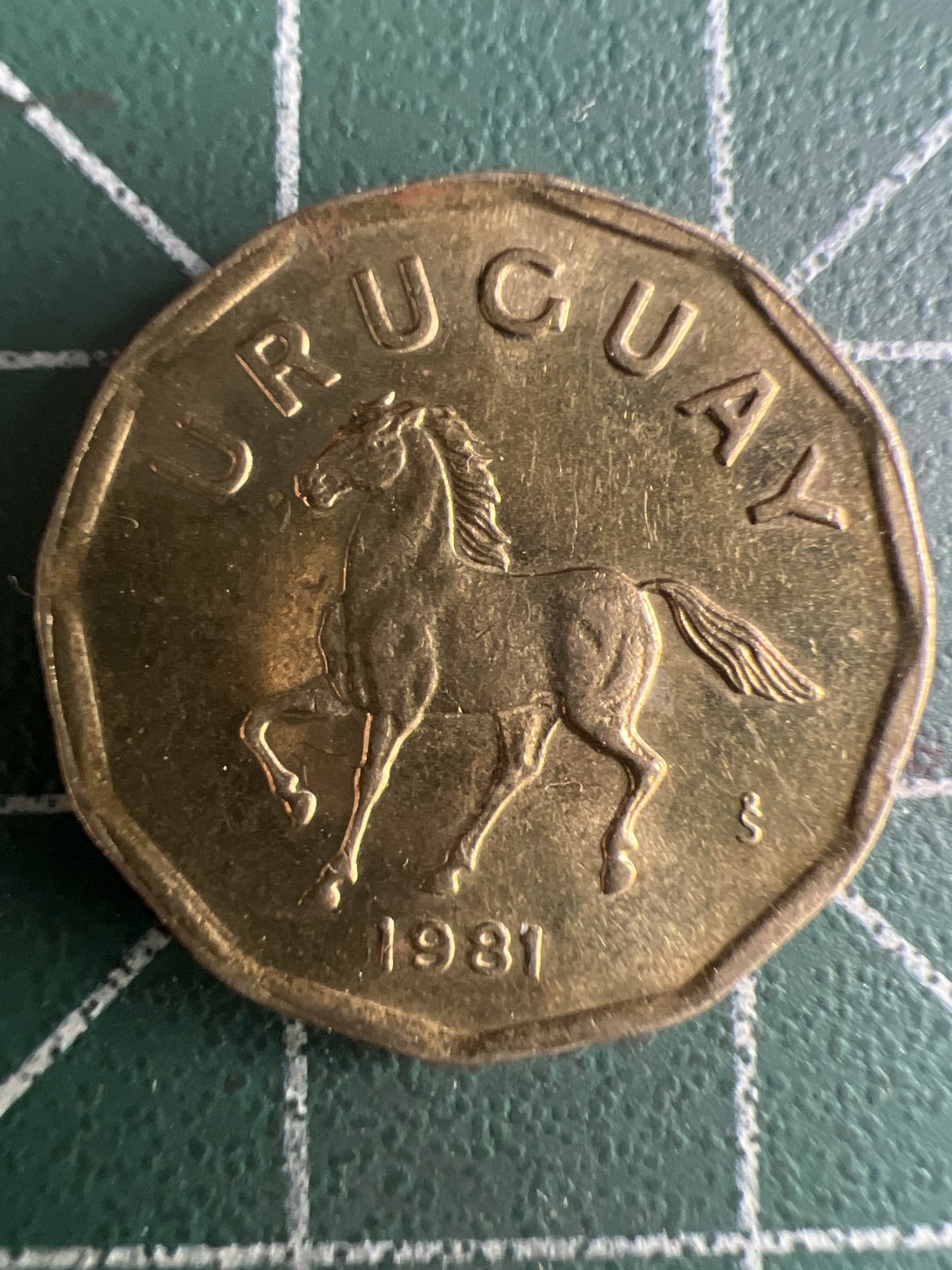 泡泡堂微拍第一 一 五幕硬币捡漏可累计专场👿👿，累计满二十元包邮，接受代拍业务 乌拉圭十分