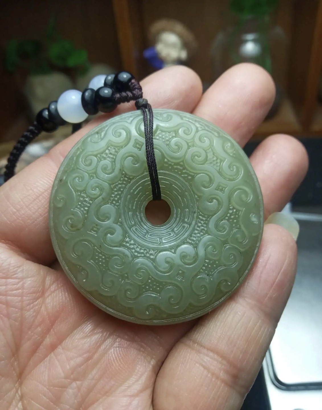 ｜冷门出品｜精选专拍·第贰拾场· 和田玉青白玉 双面精雕保真 祥云纹平安扣