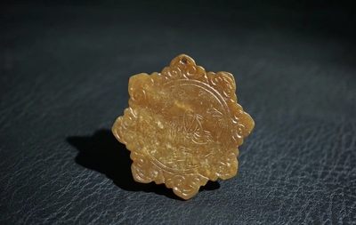 ｜冷门出品｜精选专拍·第贰拾壹场· - 明清工老和田玉子冈牌挂件