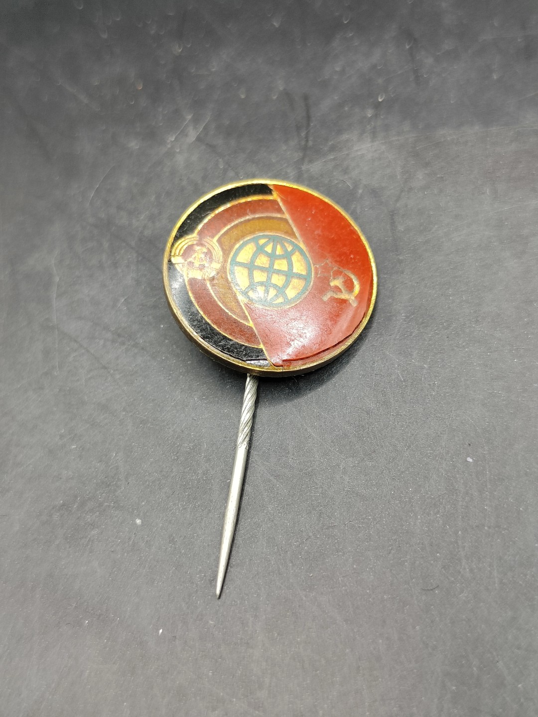 全场0元起拍 第44期 咸鱼国勋章拍卖专场 4月5日（周三）下午6：00开始 苏德友谊徽章