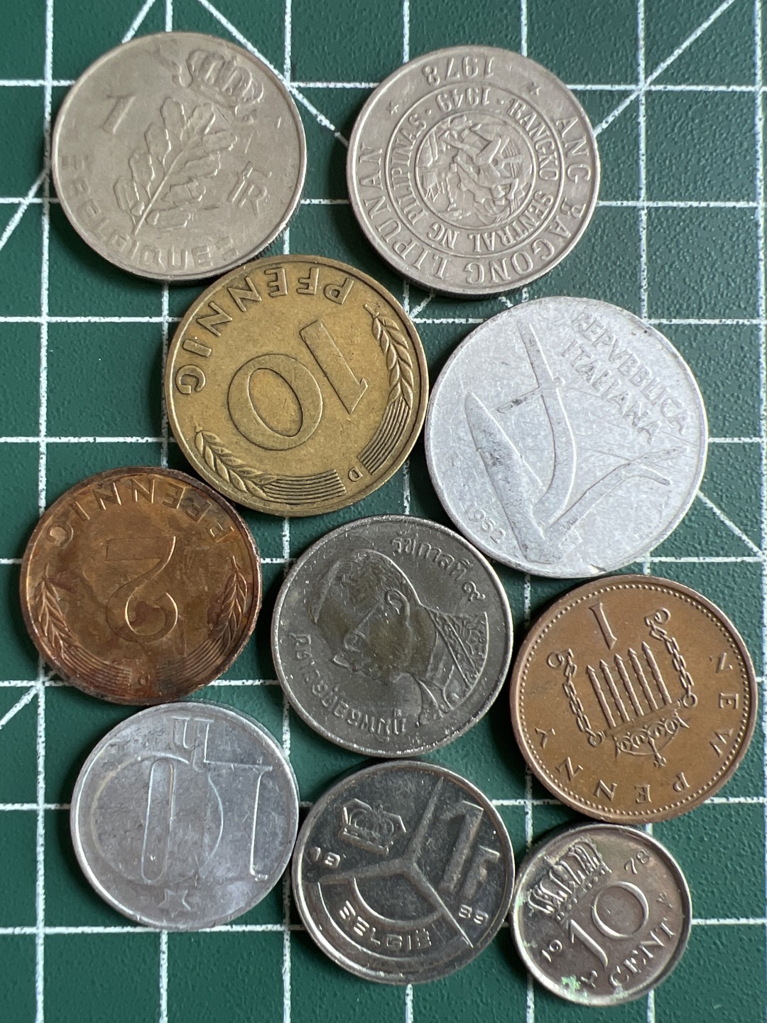 泡泡堂第285期  世界硬币 （无押金，捡漏，全场20包邮，偏远地区除外，接收代拍业务） 硬币一组56