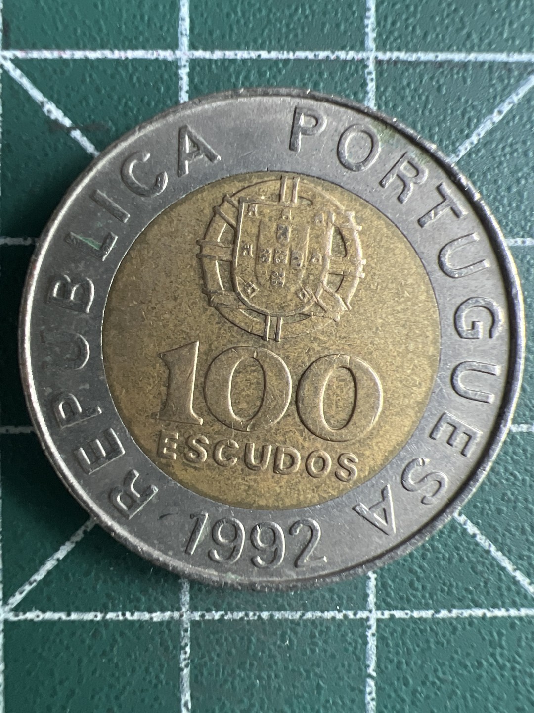 泡泡堂微拍第159幕硬币捡漏可累计专场👿👿，累计满二十元包邮，接受代拍业务 葡萄牙100埃斯库多 双色币