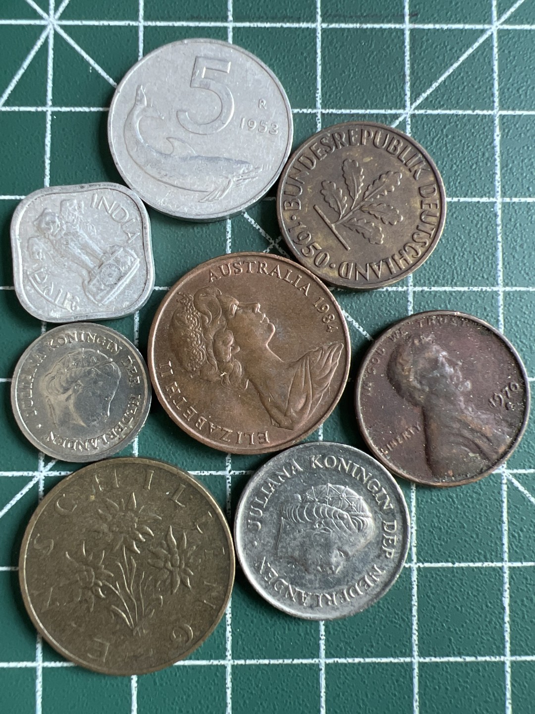 泡泡堂第285期  世界硬币 （无押金，捡漏，全场20包邮，偏远地区除外，接收代拍业务） 硬币一组55