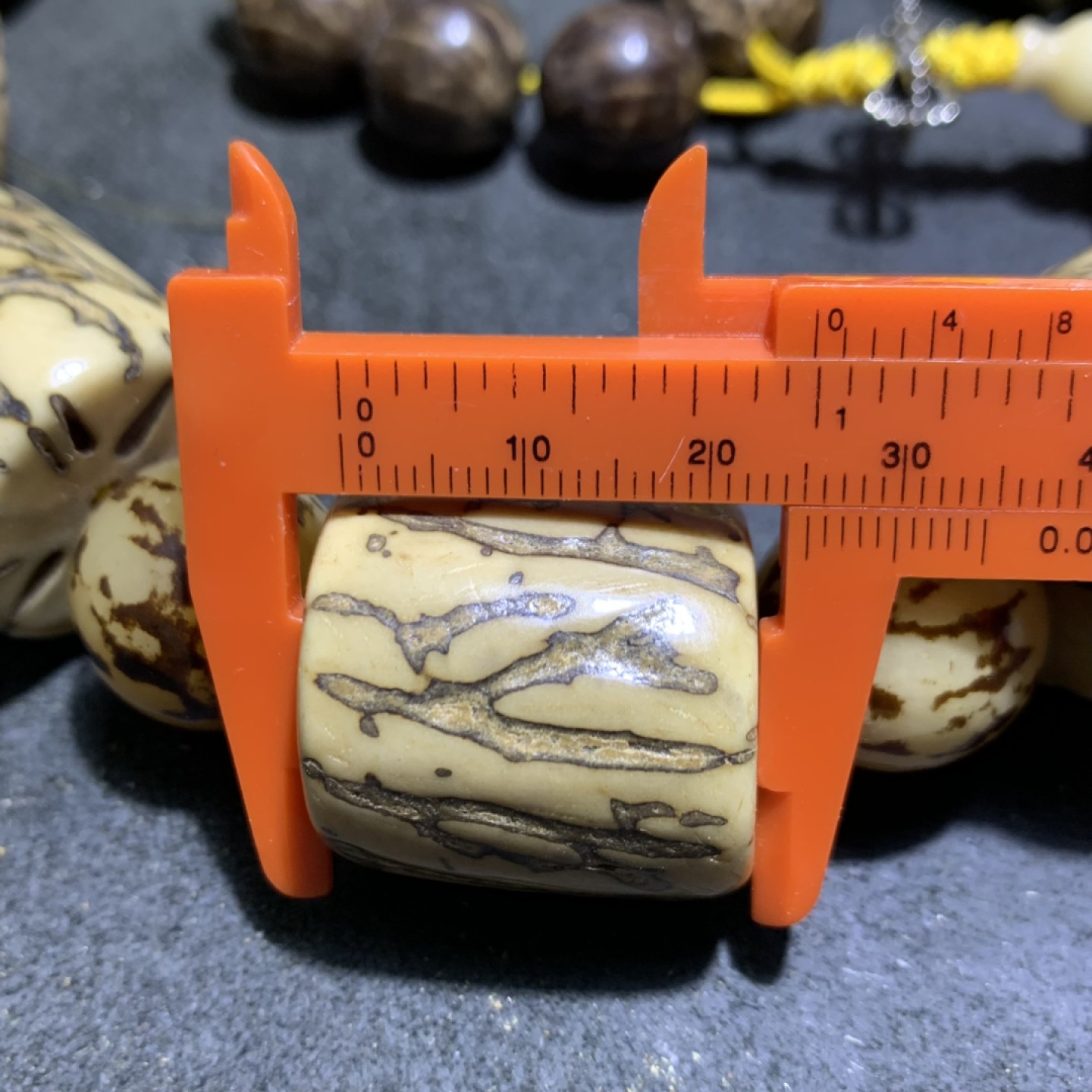 精美千眼菩提大手持一条