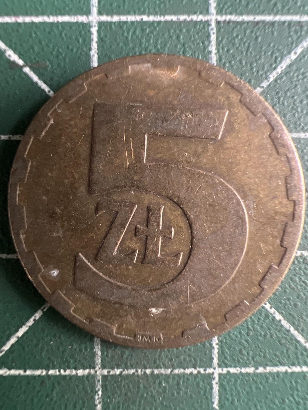 泡泡堂微拍第一 一 六幕硬币捡漏可累计专场👿👿，累计满二十元包邮，接受代拍业务 波兰5兹罗提