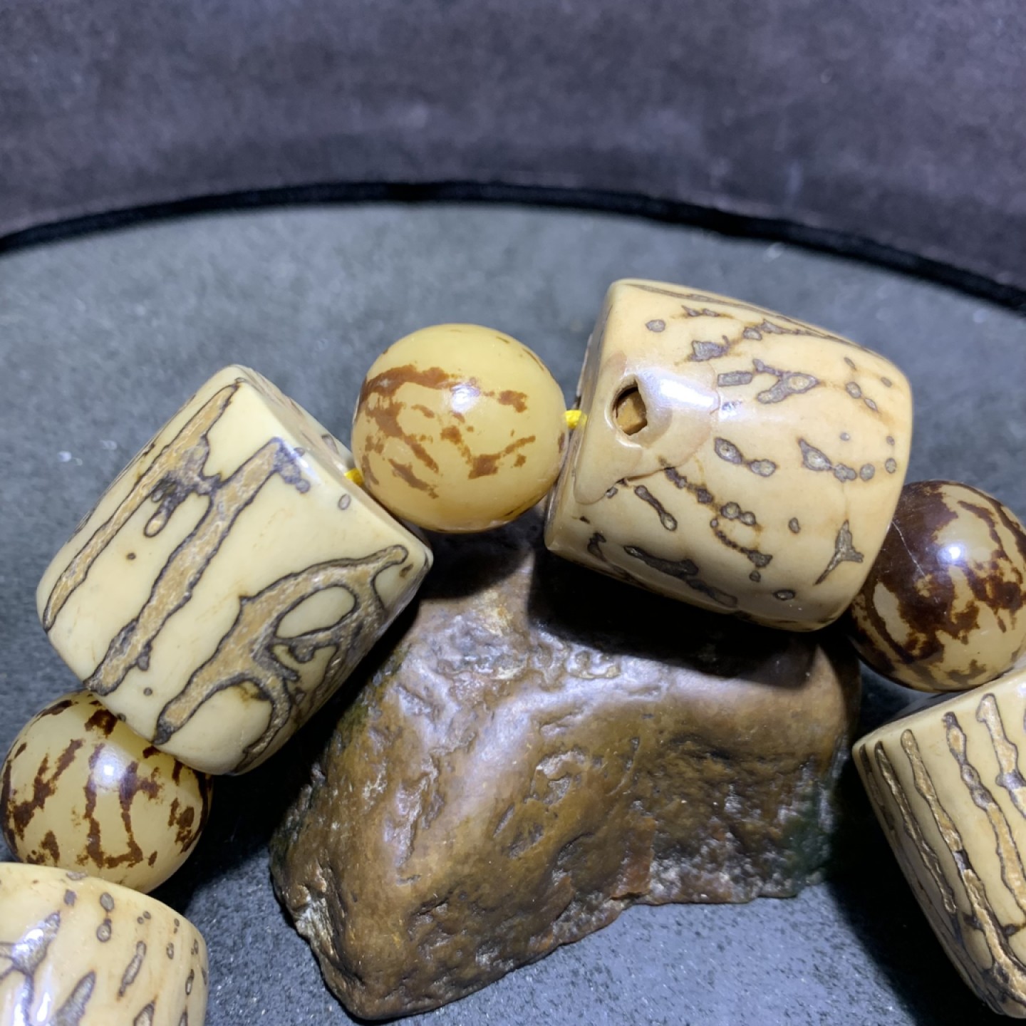 精美千眼菩提大手持一条