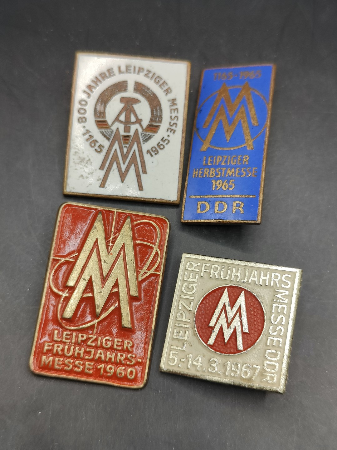 全场0元起拍 第44期 咸鱼国勋章拍卖专场 4月5日（周三）下午6：00开始 东德莱比锡博览会纪念章一组