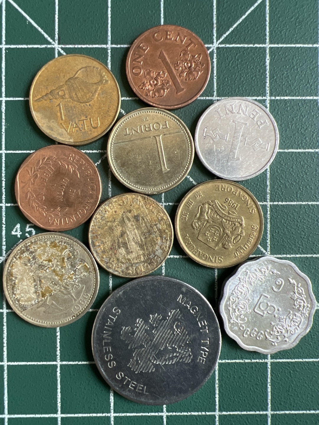 泡泡堂第285期  世界硬币 （无押金，捡漏，全场20包邮，偏远地区除外，接收代拍业务） 硬币一组50