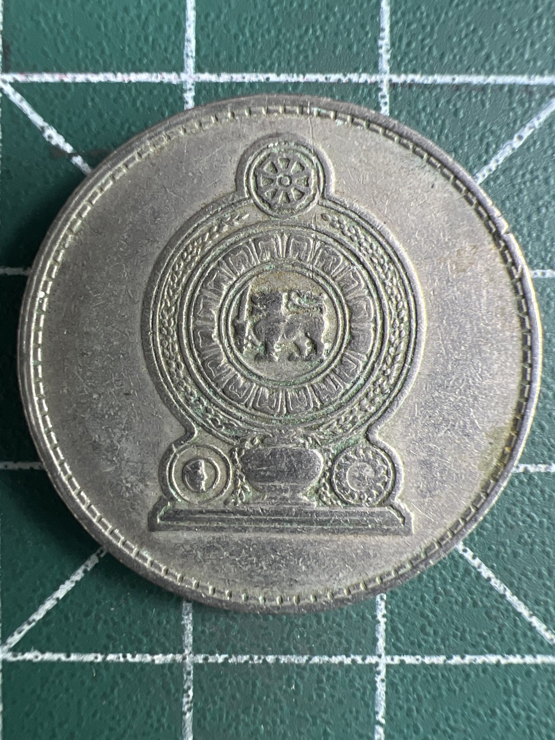 泡泡堂微拍第一 一 六幕硬币捡漏可累计专场👿👿，累计满二十元包邮，接受代拍业务 斯里兰卡1卢比