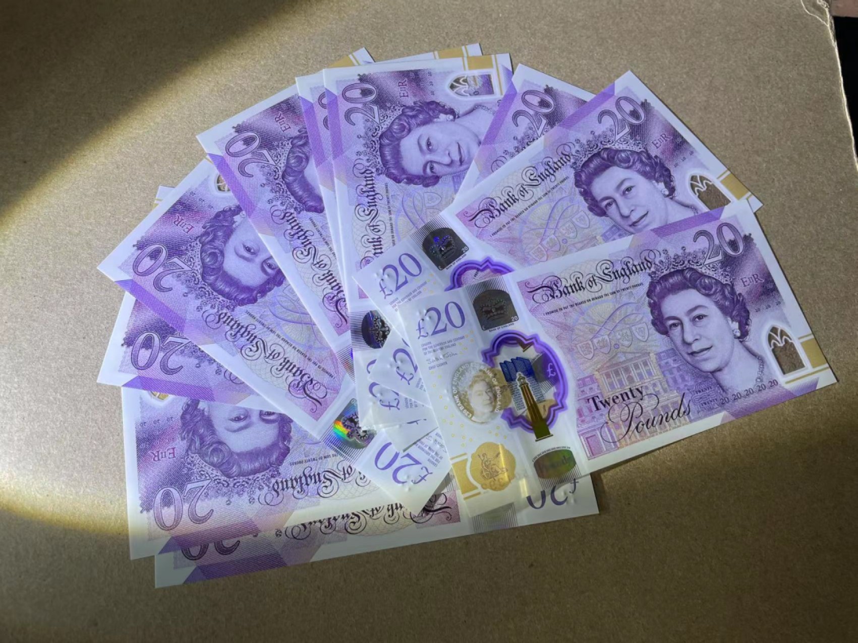 【Blue Auction】✨世界纸币精拍第309期——莫总专场XVII【精】 【一组10张】英国 2018年20镑 全新UNC 塑料钞