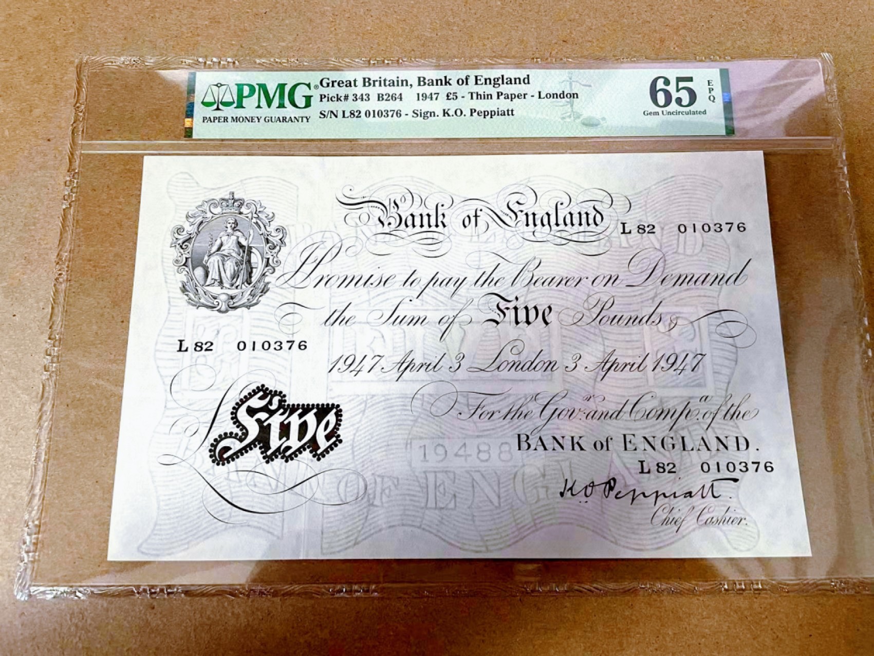 【Blue Auction】✨世界纸币精拍第309期——莫总专场XVII【精】 【名家旧藏加分 K.O.Peppiatt】英国 1947年5镑白镑 超大票幅 PMG65EPQ 绝品 满版水印