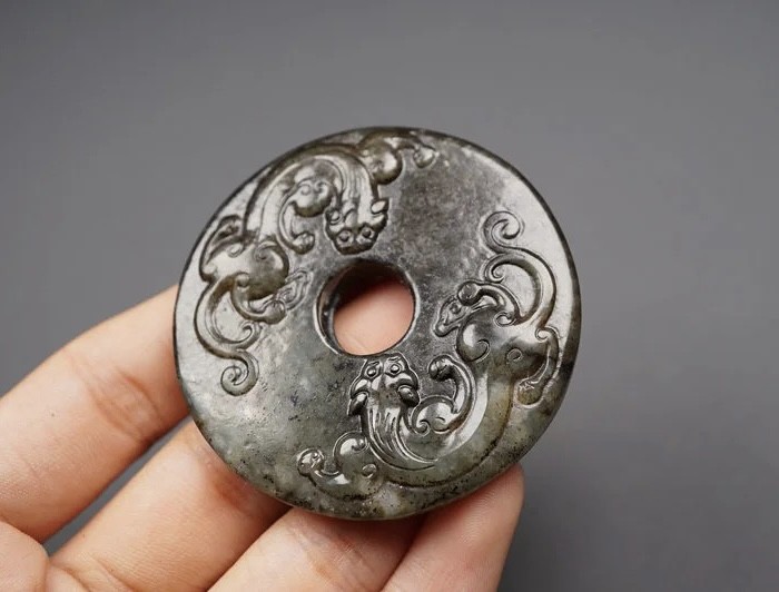 ｜冷门出品｜精选专拍·第贰拾贰场· 和田玉 螭龙纹玉璧挂件
