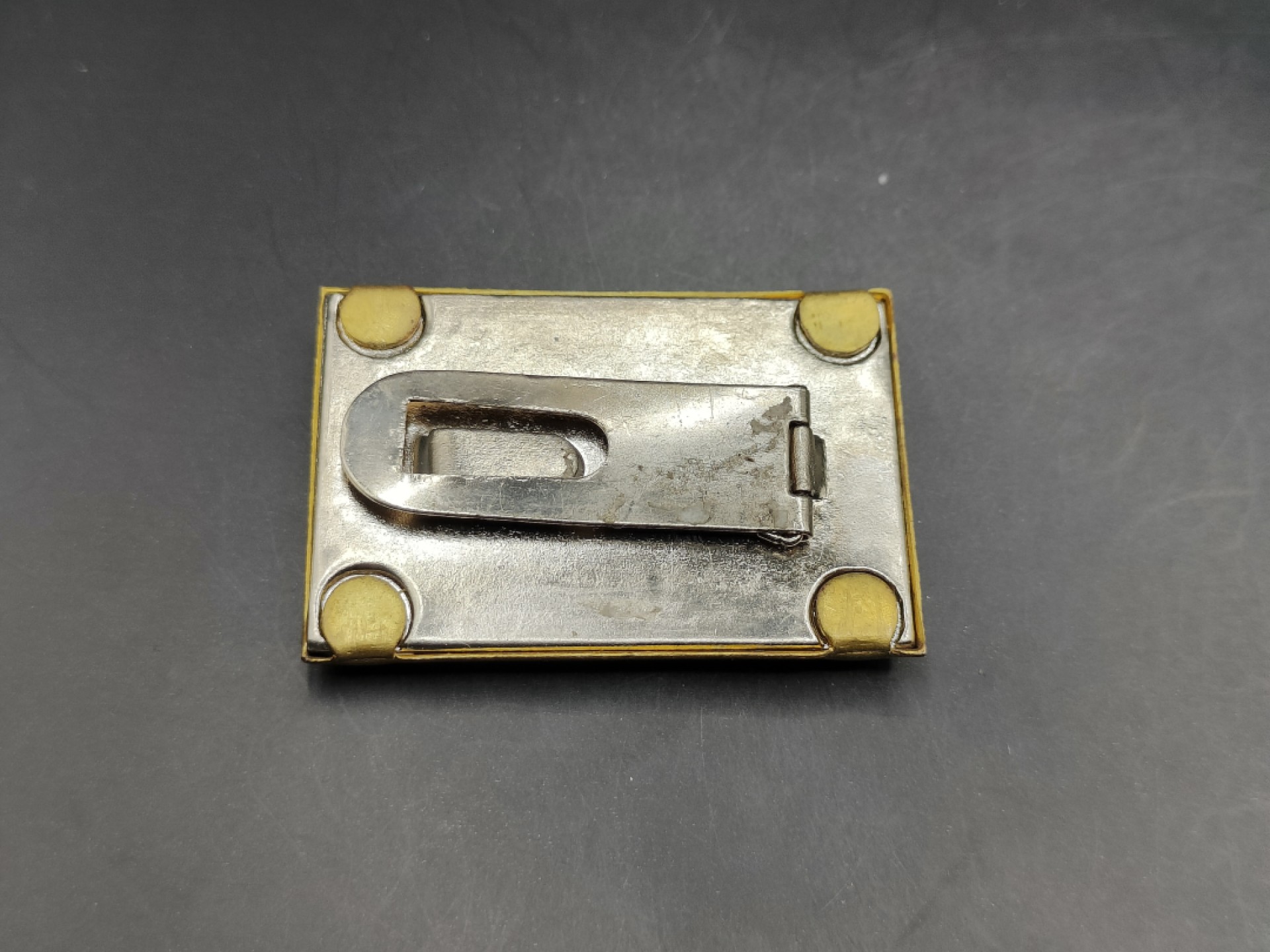 全场0元起拍 第44期 咸鱼国勋章拍卖专场 4月5日（周三）下午6：00开始 日本消防团副团长胸口阶级章