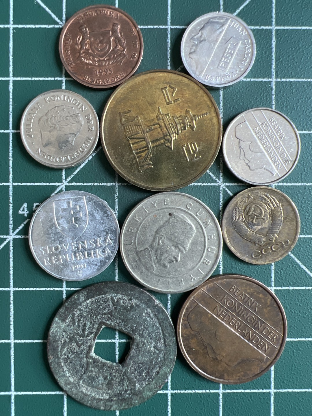 泡泡堂第285期  世界硬币 （无押金，捡漏，全场20包邮，偏远地区除外，接收代拍业务） 硬币一组51