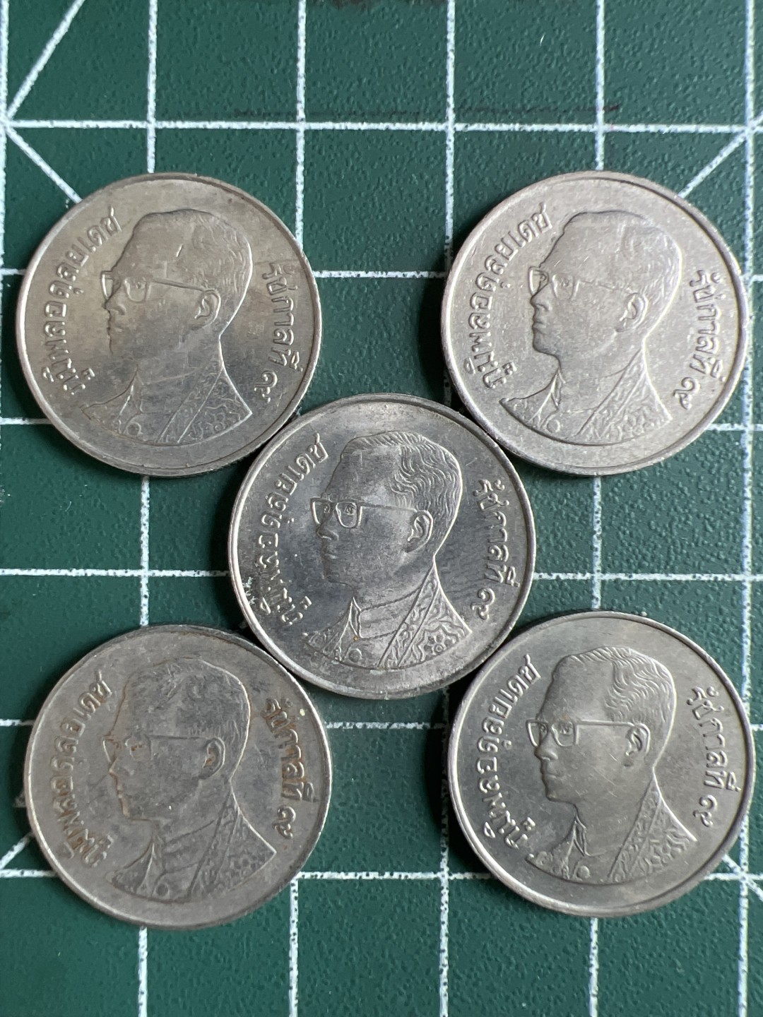 泡泡堂第285期  世界硬币 （无押金，捡漏，全场20包邮，偏远地区除外，接收代拍业务） 泰国一铢五枚