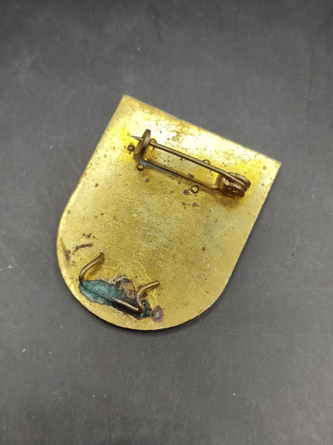 全场0元起拍 第44期 咸鱼国勋章拍卖专场 4月5日（周三）下午6：00开始 东德民防部队优秀士兵奖章