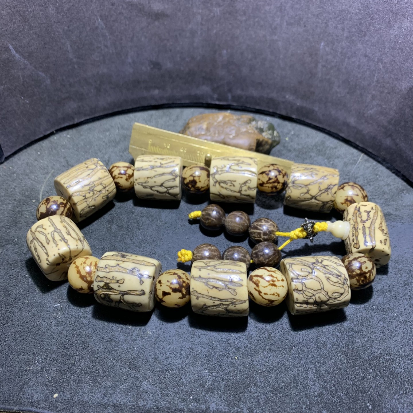 精美千眼菩提大手持一条