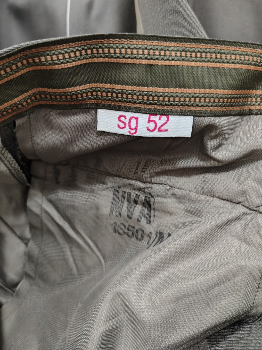 全场0元起拍 第44期 咸鱼国勋章拍卖专场 4月5日（周三）下午6：00开始 东德mfs捷尔任斯基警卫员仪仗队士兵常服一套 马裤呢面料 上衣ug52 直裤sg52