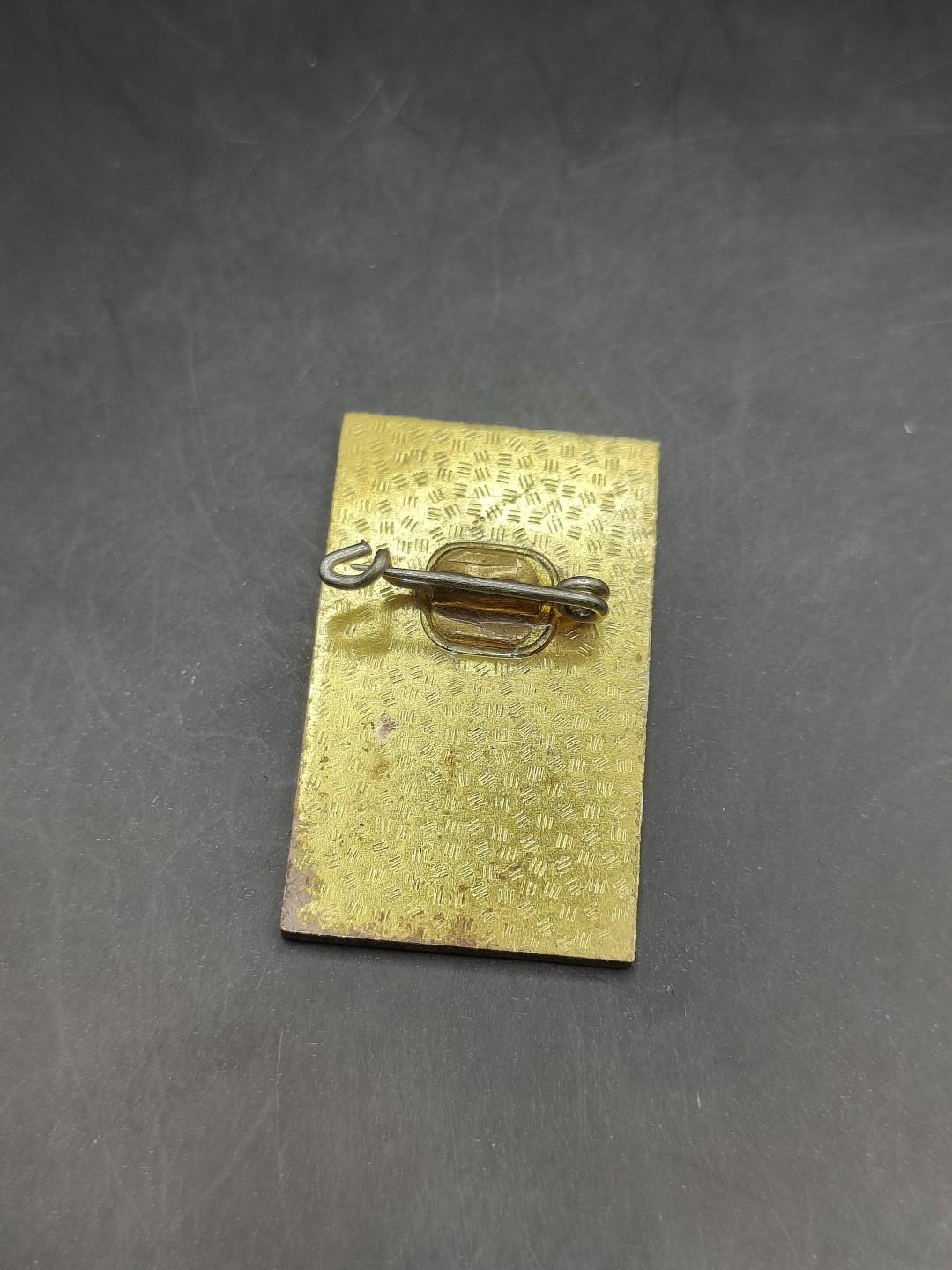 全场0元起拍 第44期 咸鱼国勋章拍卖专场 4月5日（周三）下午6：00开始 东德建国30周年纪念章