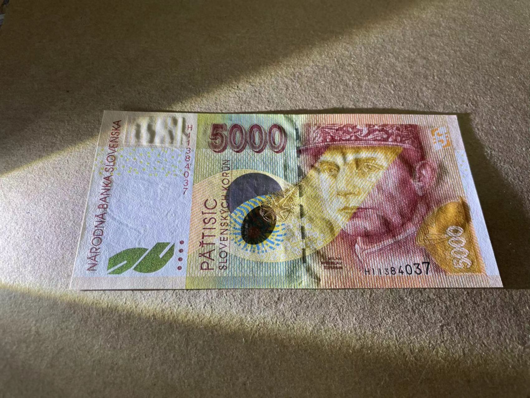 【Blue Auction】✨世界纸币精拍第309期——莫总专场XVII【精】 斯洛伐克 1999年5000克朗 AU+ 软中折 高值 精美