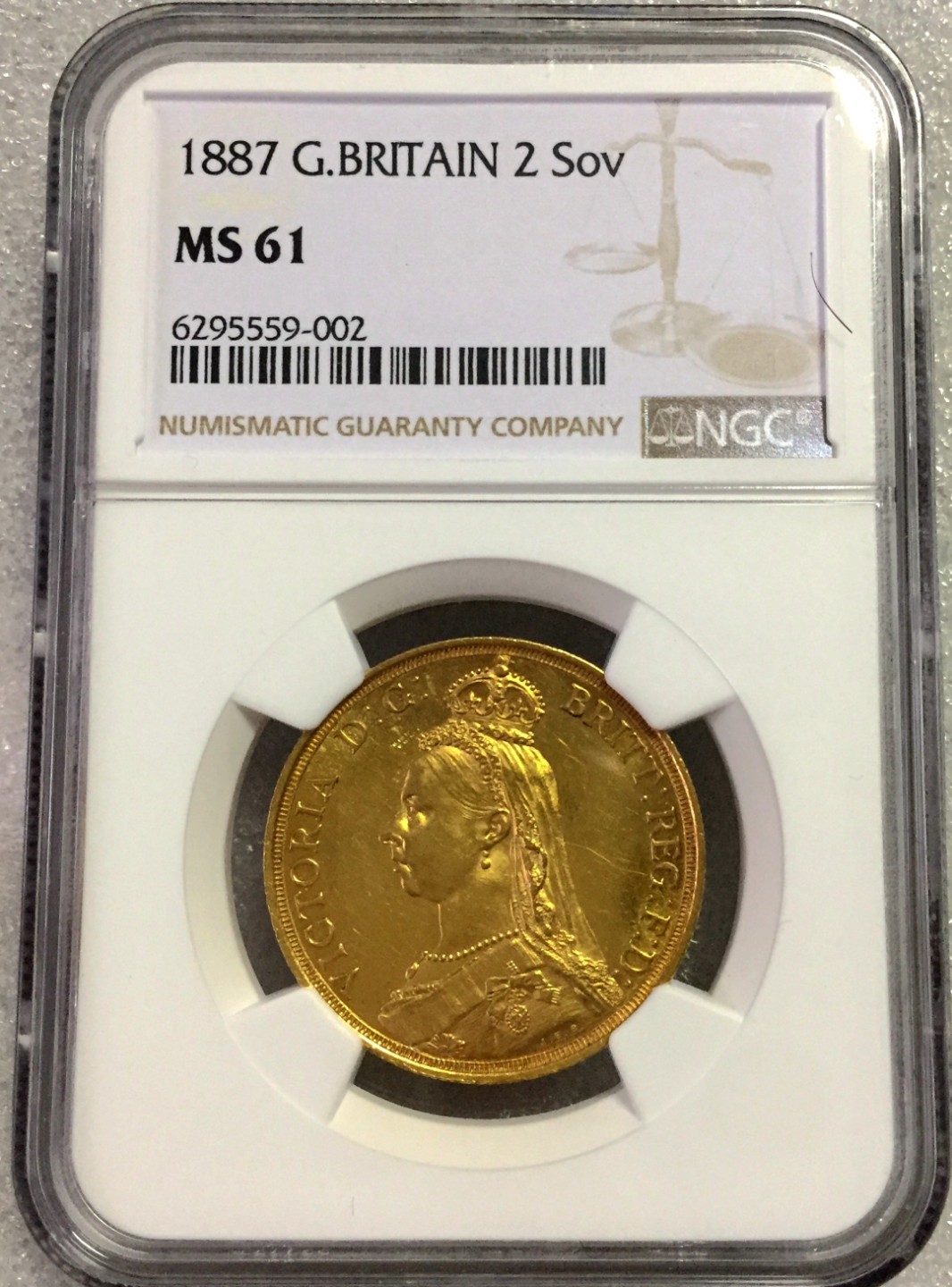 方圆集藏首期专场 NGCMS61分英国1887年维多利亚2索维林 2金榜马剑金币