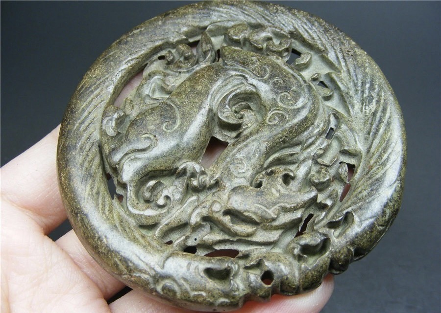 ｜冷门出品｜精选专拍·第贰拾贰场· 地方玉提油做色高浮雕龙纹圆形大把件