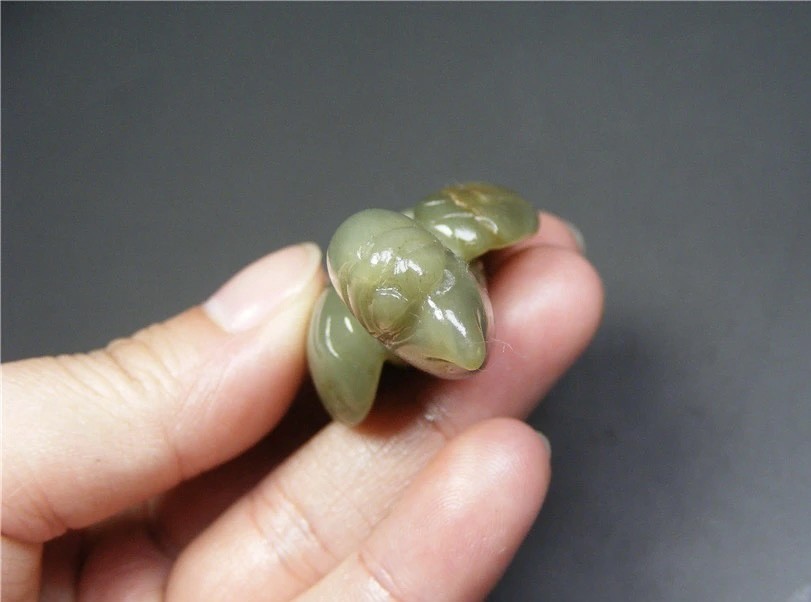 ｜冷门出品｜精选专拍·第贰拾贰场· 和田玉带沁圆雕凤鸟大把件