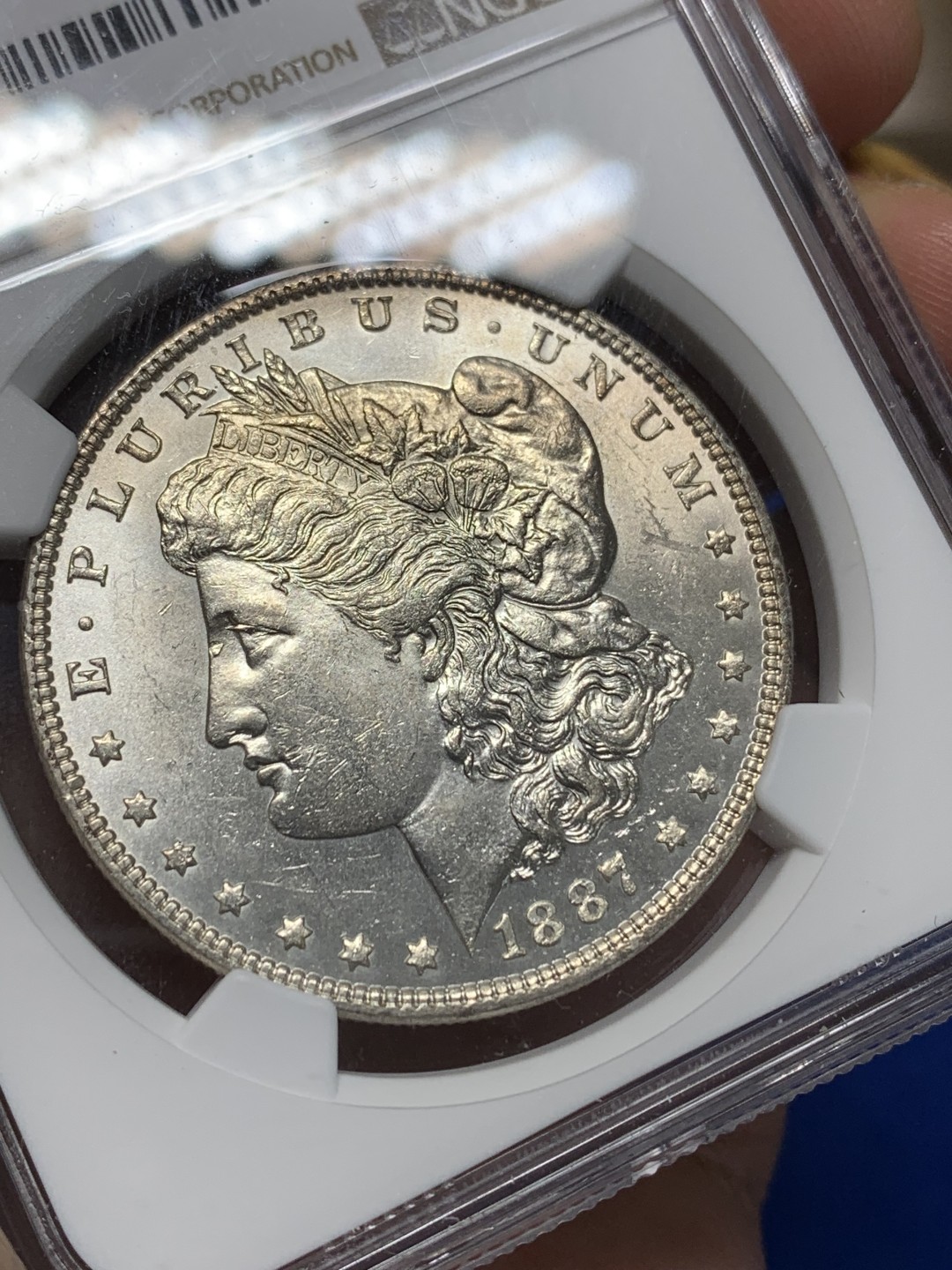 《竞宝斋》第149场-周日，周一，周四 3场 (全场包邮) NGC-MS62 美国 1887年 摩根大银币 原光好品