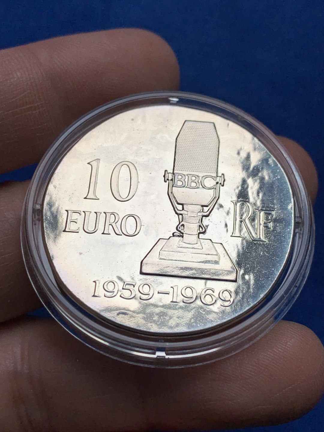 《竞宝斋》第149场-周日，周一，周四 3场 (全场包邮) 2015年法国复古银币 纪念戴高乐总统在位10周年 盒装