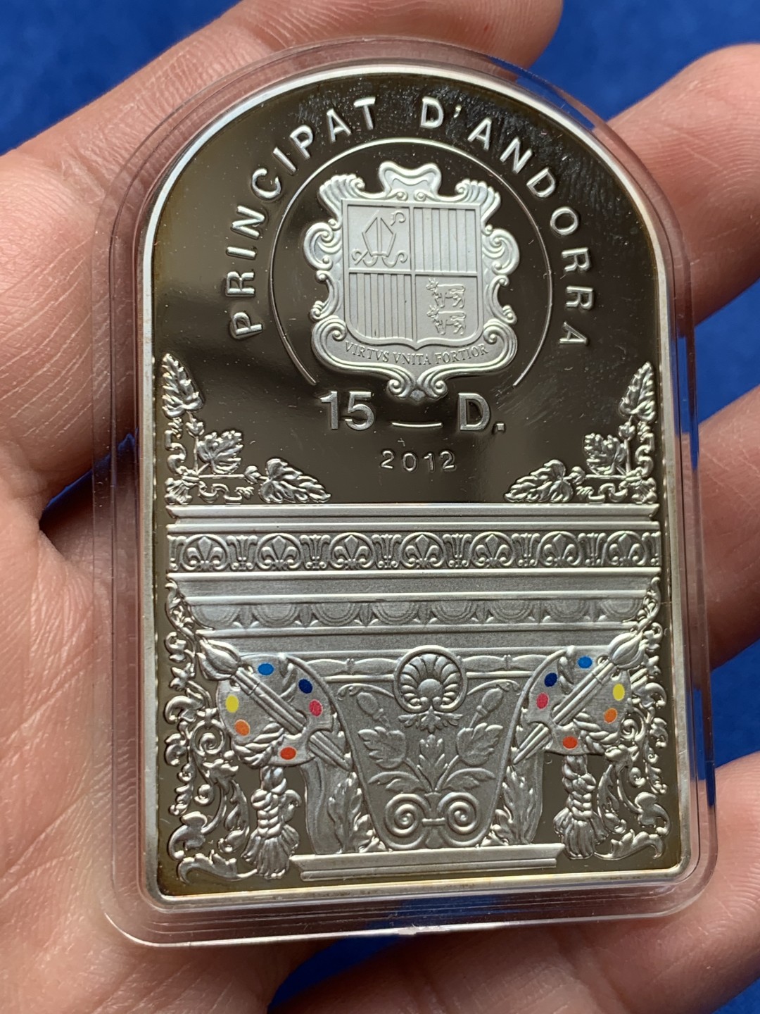 《竞宝斋》第149场-周日，周一，周四 3场 (全场包邮) 2012年安道尔名画圣母抱婴15元银币 50克 999银