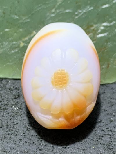 精美亚光高玉化海洋玉髓手工俏色巧雕太阳花桶珠一个！ - 精美亚光高玉化海洋玉髓手工俏色巧雕太阳花桶珠一个！
