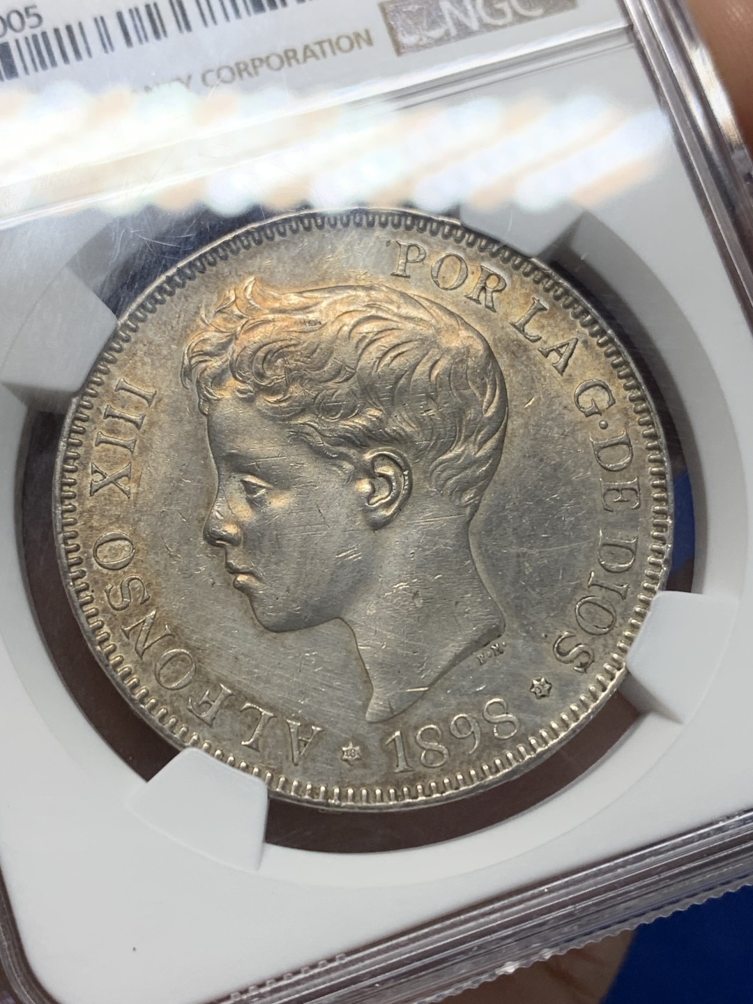 《竞宝斋》第149场-周日，周一，周四 3场 (全场包邮) NGC AUD 西班牙 1898年5比索银币阿方索十三世 徽面细节好