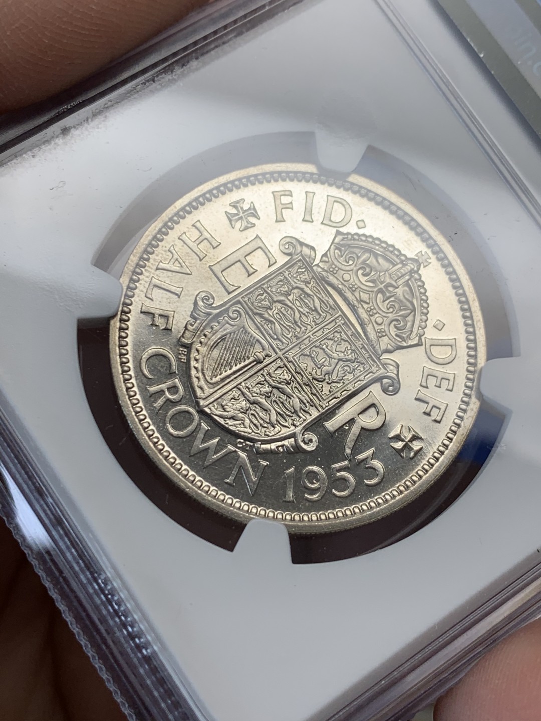 《竞宝斋》第149场-周日，周一，周四 3场 (全场包邮) NGC-PF64 1953年英国伊丽莎白二世加冕首年精制半克朗