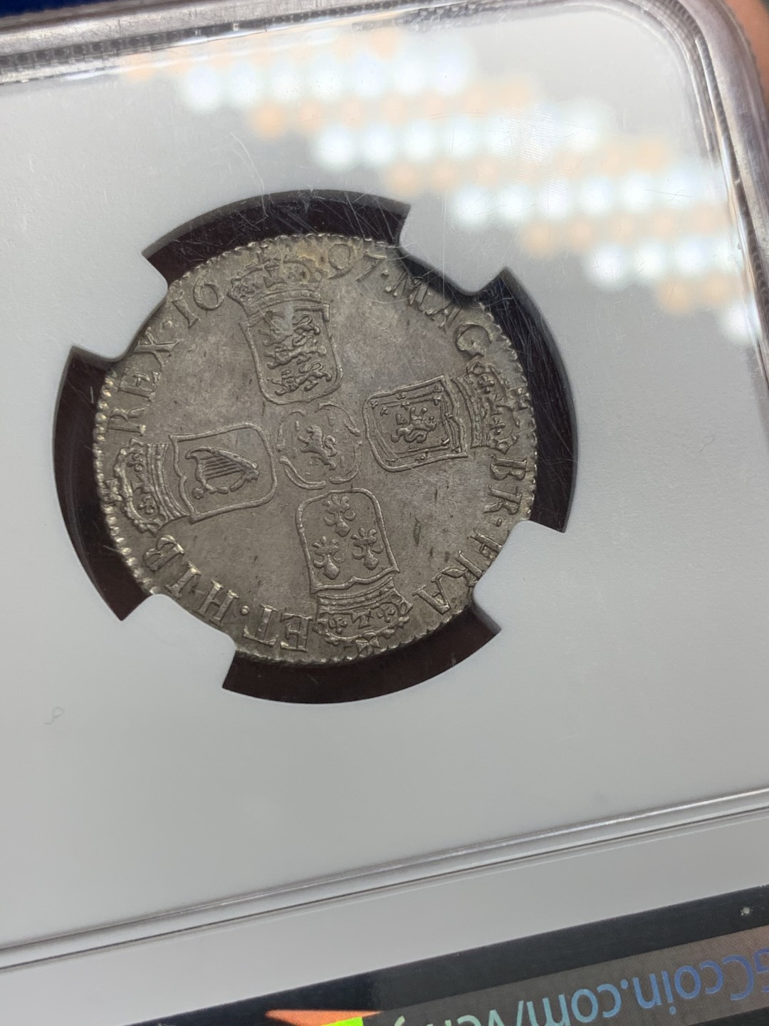 《竞宝斋》第149场-周日，周一，周四 3场 (全场包邮) NGC-MS63 1697年英国威廉三世1先令银币 深打无减重，紫灰色包浆，远超分数的状态