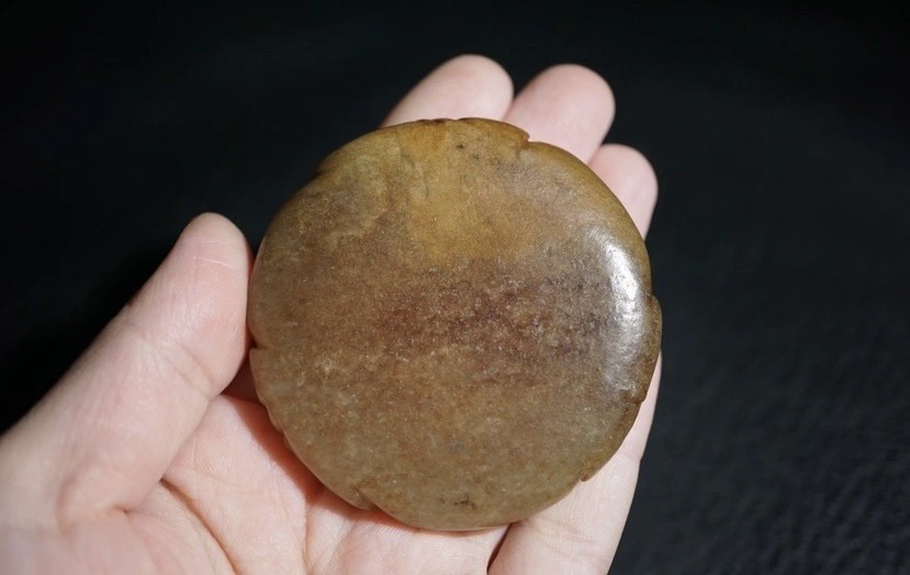 ｜冷门出品｜精选专拍·第贰拾叁场· 明清工老和田玉蝙蝠水盂摆件