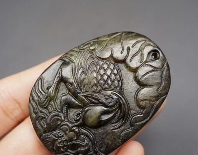 玉石翡翠玛瑙｜拍卖专场 地方玉 一路连科纹玉牌挂件