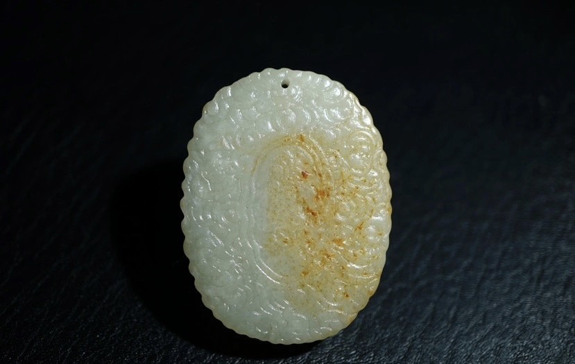 ｜冷门出品｜精选专拍·第贰拾叁场· 明清工老和田玉斋戒牌挂件