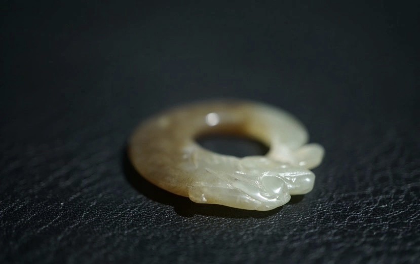 ｜冷门出品｜精选专拍·第贰拾叁场· 明清工老和田玉玉龙挂件