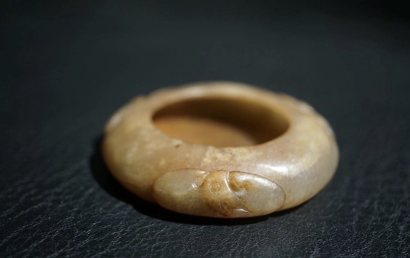 ｜冷门出品｜精选专拍·第贰拾叁场· 明清工老和田玉蝙蝠水盂摆件