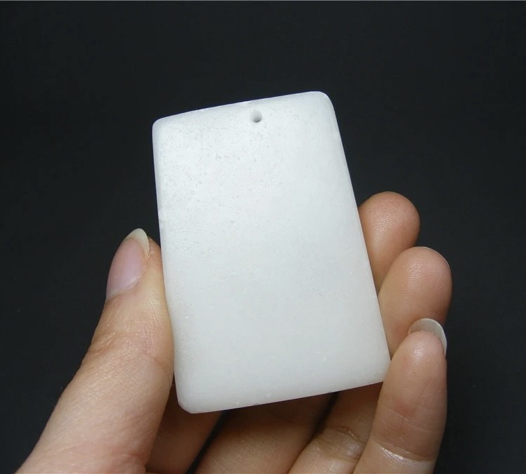 ｜冷门出品｜精选专拍·第贰拾叁场· 地方玉单面工凸起厚实浮雕花卉凤鸟大佩