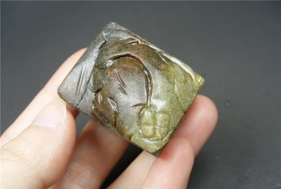 ｜冷门出品｜精选专拍·第贰拾贰场· 地方玉带沁立体圆雕三足金蟾无字印章摆件