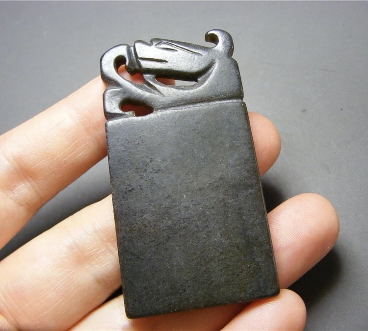 ｜冷门出品｜精选专拍·第贰拾贰场· 地方玉厚实双面工镂空平安无字大方牌