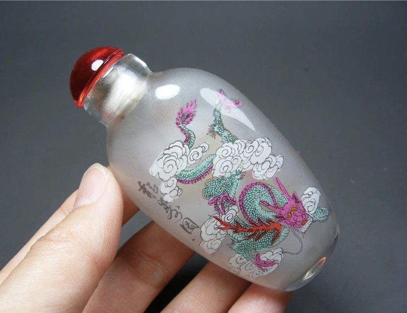 ｜冷门出品｜精选专拍·第贰拾叁场· 玻璃内画龙纹大鼻烟壶