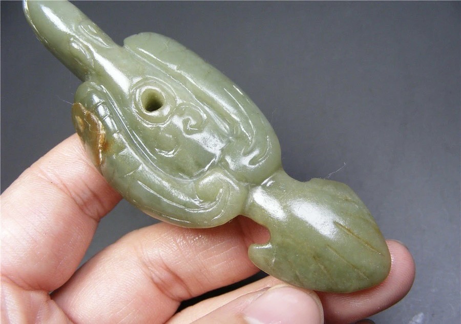 ｜冷门出品｜精选专拍·第贰拾贰场· 和田玉带沁圆雕凤鸟大把件