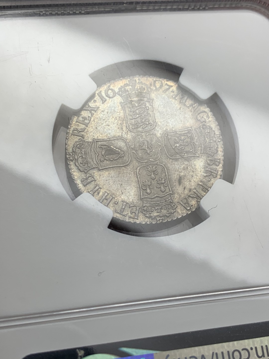 《竞宝斋》第149场-周日，周一，周四 3场 (全场包邮) NGC-MS63 1697年英国威廉三世1先令银币 深打无减重，紫灰色包浆，远超分数的状态