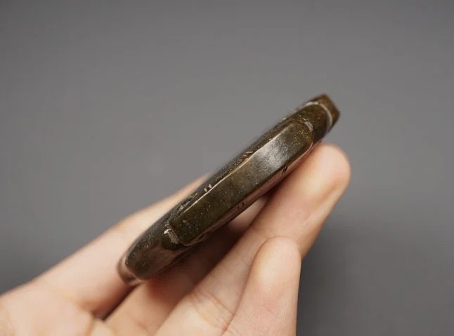 ｜冷门出品｜精选专拍·第贰拾叁场· 和田玉满黑沁 龙纹牌把件