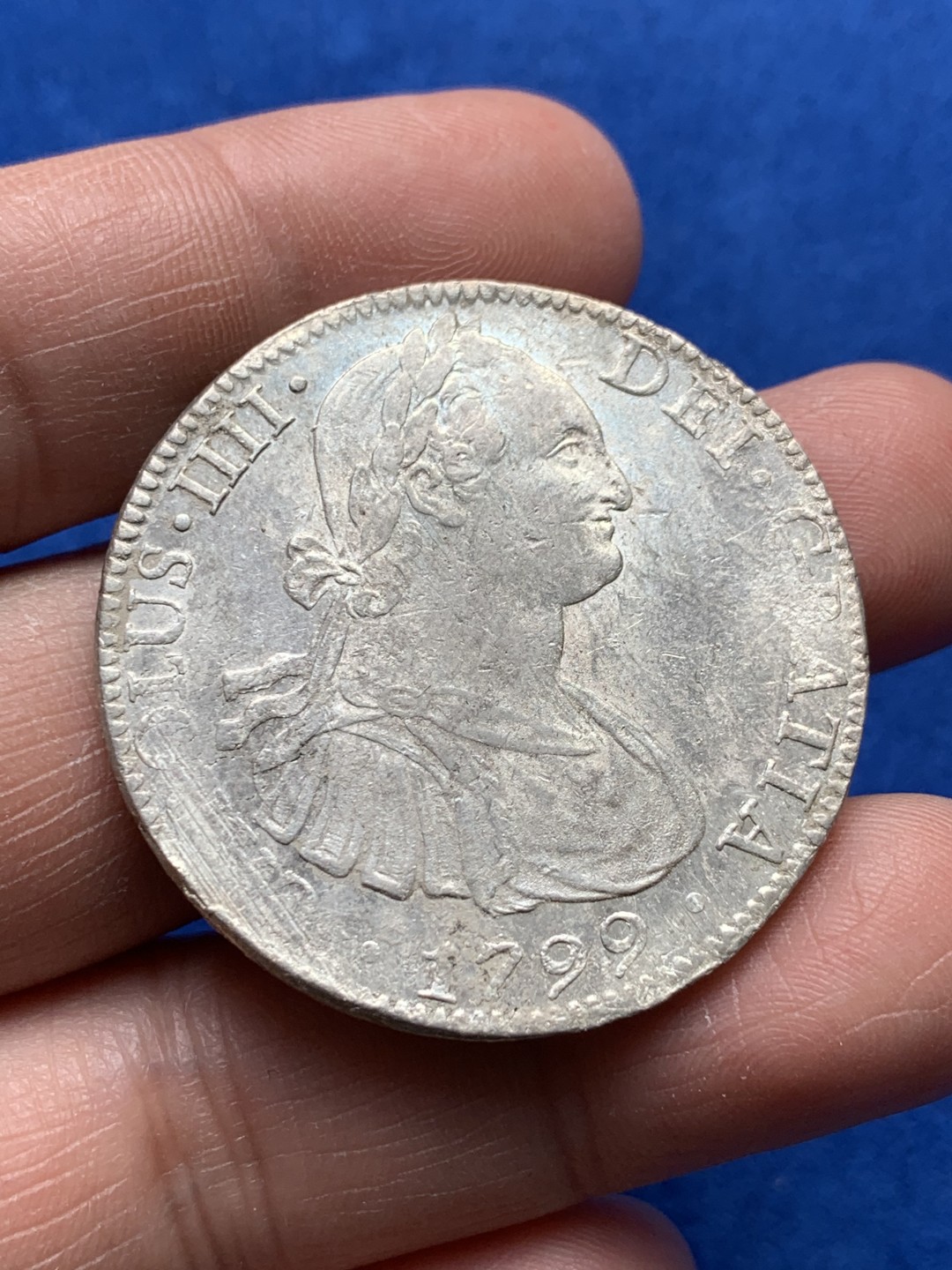 《竞宝斋》第149场-周日，周一，周四 3场 (全场包邮) 墨西哥 1799年 卡洛斯四世 8R 双柱 大银币 打制不错 底光好