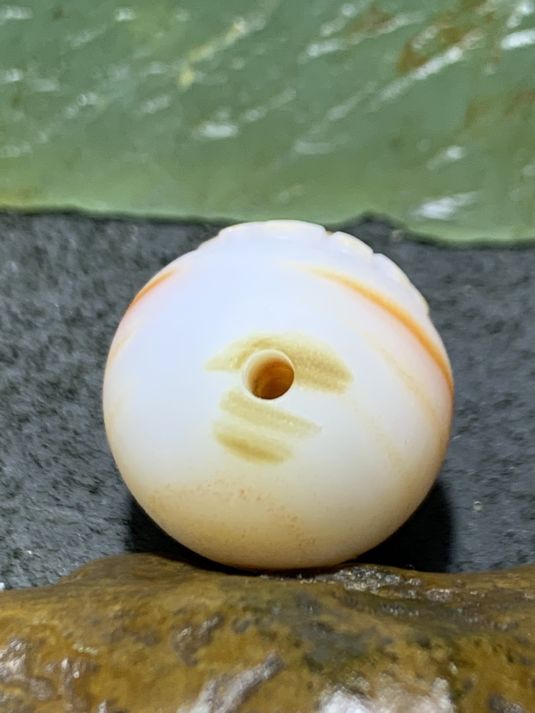 精美亚光高玉化海洋玉髓手工俏色巧雕太阳花桶珠一个！