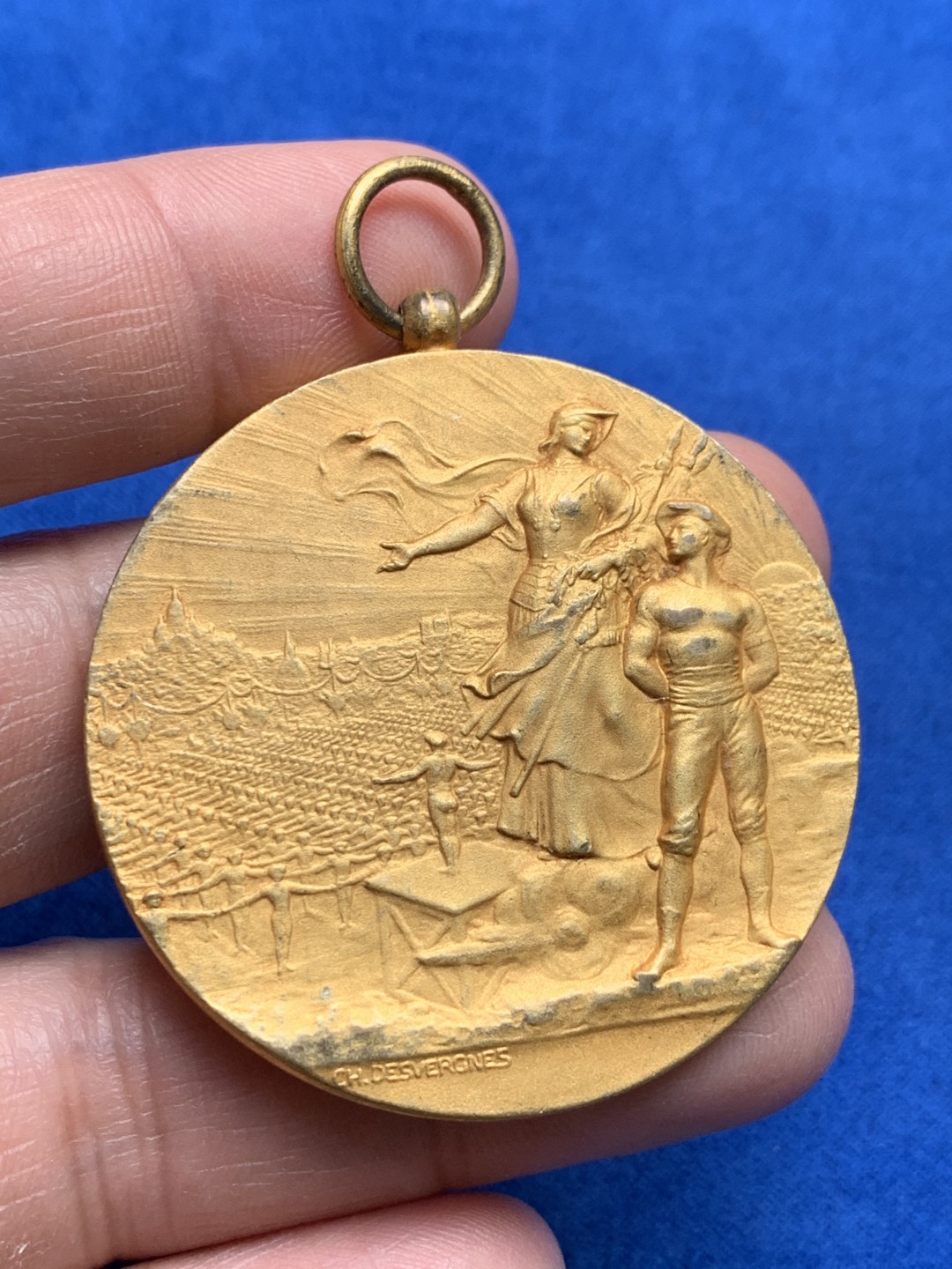 《竞宝斋》第149场-周日，周一，周四 3场 (全场包邮) 1906年法国运动会章，直径45mm，重量41.43g，铜镀金