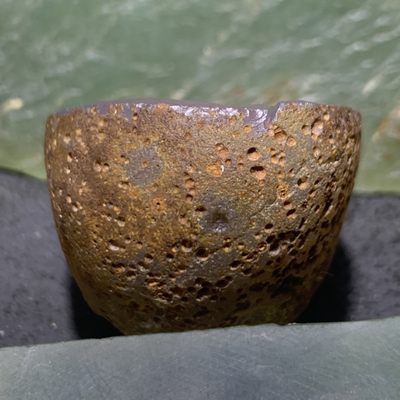 精美亚光蒙料战国红玛瑙高润度原皮雕刻一念之间吊坠一个 精美亚光蒙料战国红玛瑙高润度原皮雕刻一念之间吊坠一个